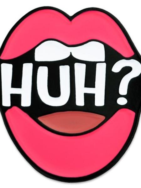 HUH? Lips Pin