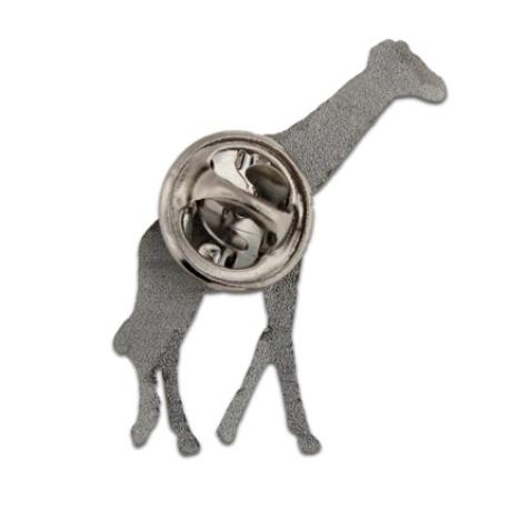     Giraffe Pin